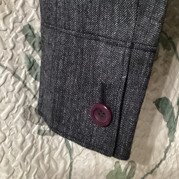 Elegant Navy Women's Blazer - Picture 4 of 6